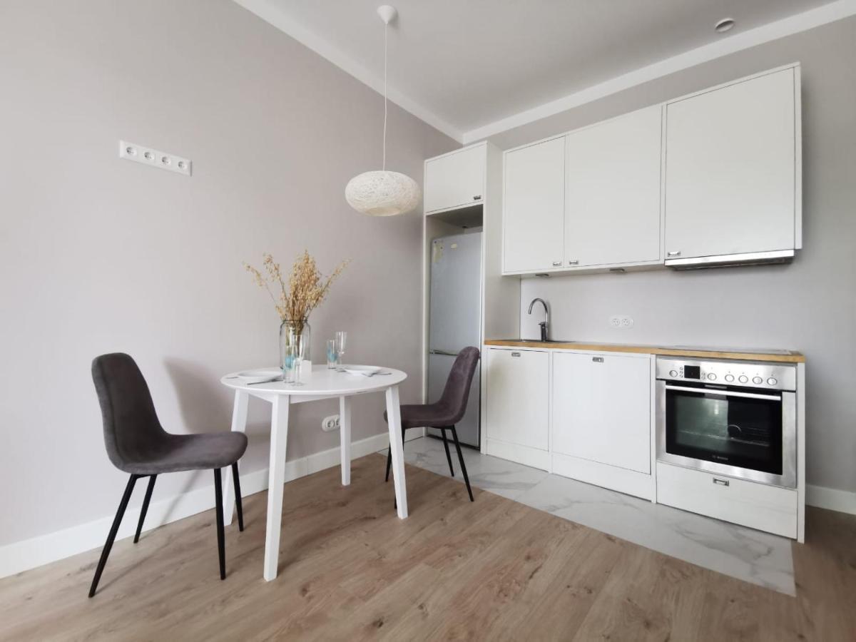 Tolstoi Scandinavian 1 Bedroom Apartment + Free Parking 塔尔图 外观 照片